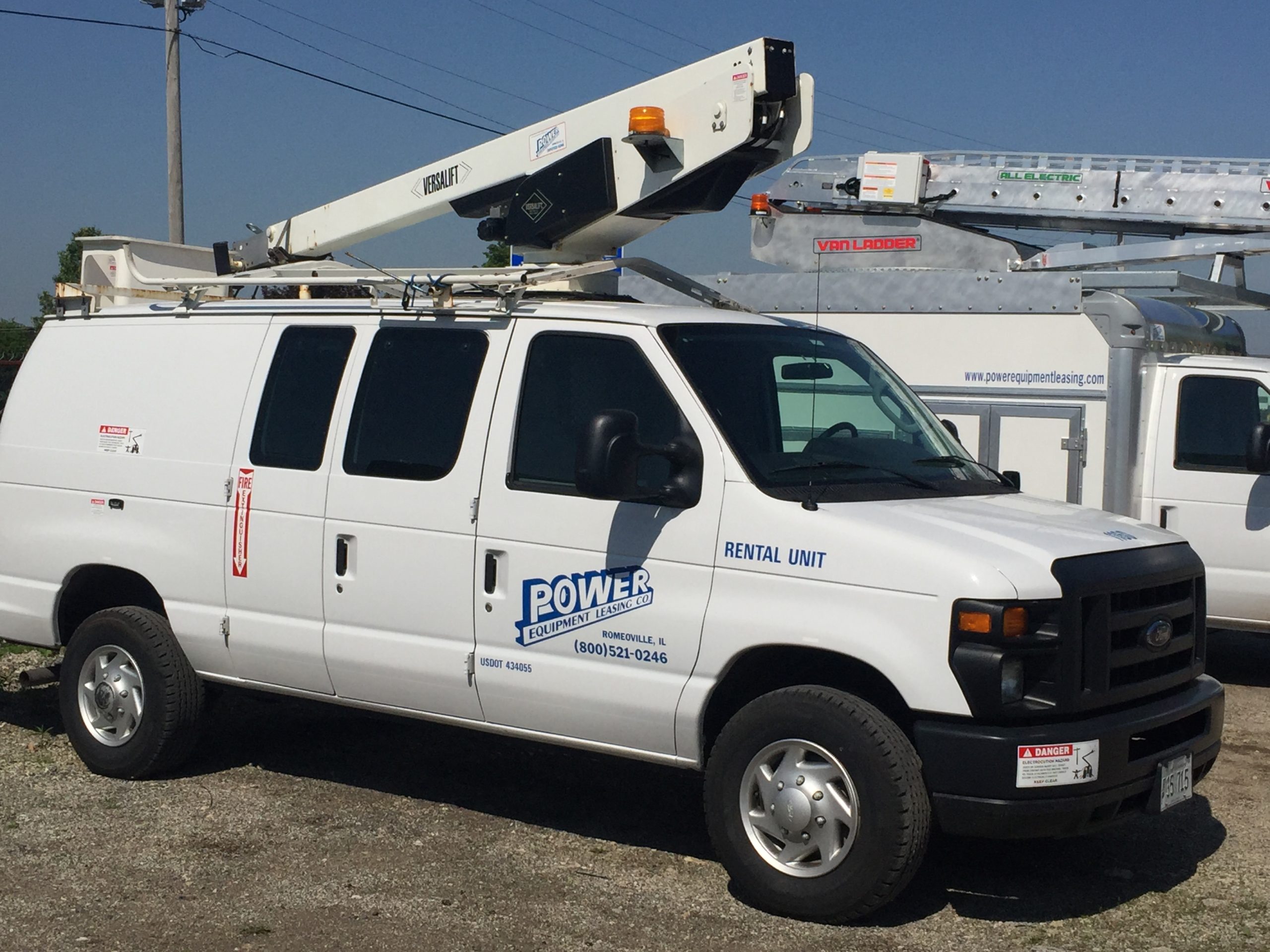 Parked Versalift Truck — Naperville, IL — Power Equipment Leasing Co.