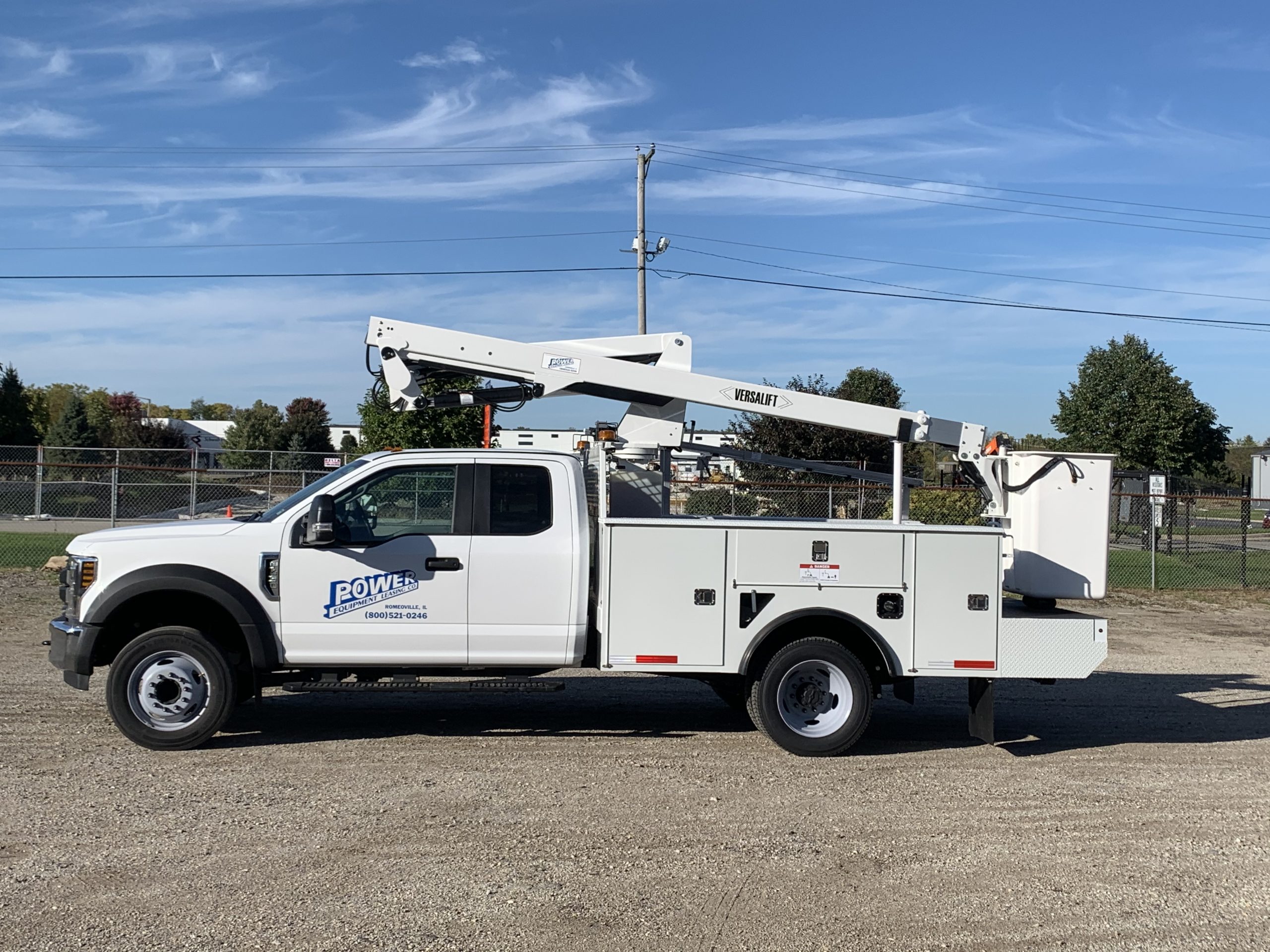 Versalift Truck — Romeoville, IL — Power Equipment Leasing Co.
